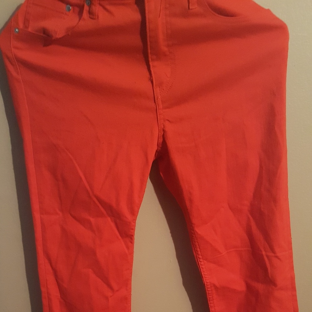 Red/orange pants